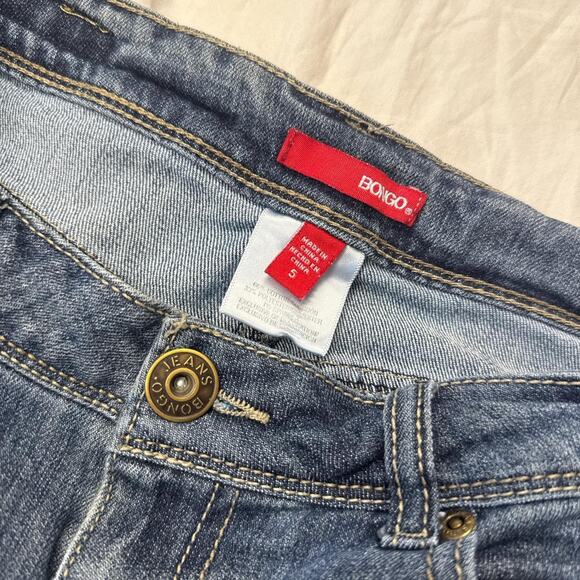 Mid rise denim shorts log line raw hem blue medium / dark wash size 5 from Bongo - Picture 6 of 8